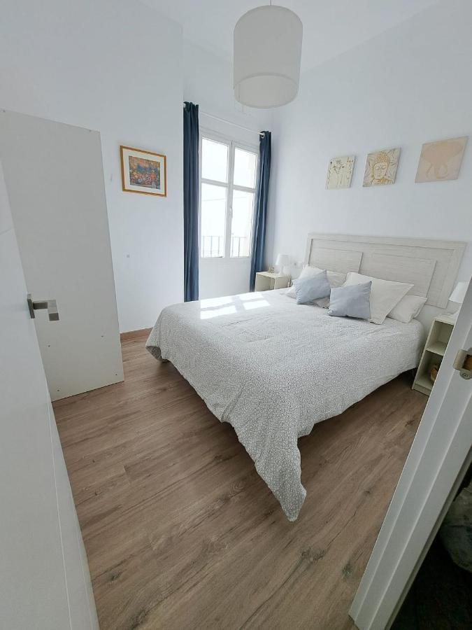 Apartment In The Center Of Севилья Экстерьер фото