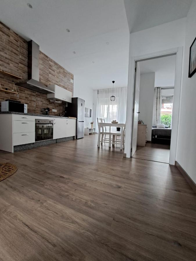 Apartment In The Center Of Севилья Экстерьер фото