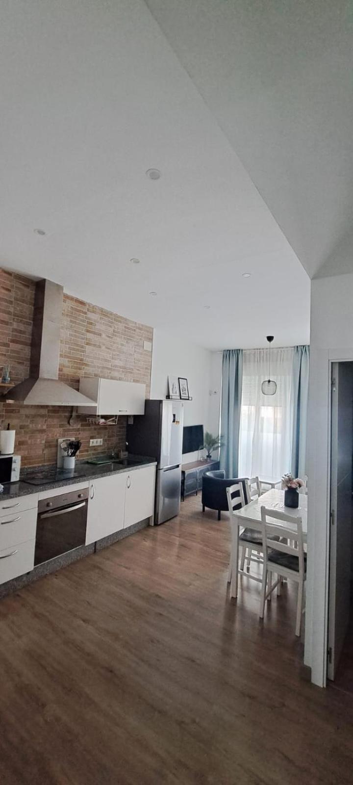 Apartment In The Center Of Севилья Экстерьер фото
